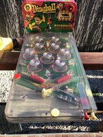 Pinball dingball retro game.