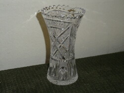 Crystal vase ( 17.5 Cm )