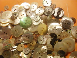 380 mother-of-pearl buttons in one set