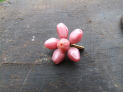 Pink glass bead badge (041017)