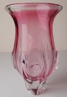 Vintage fújt rózsaszín cseh üveg váza, Josef Hospodka tervezése