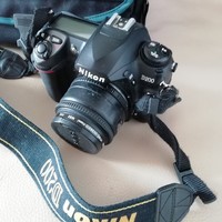 Nikon d 200 camera and accessories