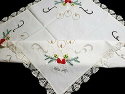 New! Hand-embroidered Christmas tablecloth with crocheted edge 86 x 83 cm + 4 cm