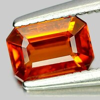 ELBŰVÖLŐ! VALÓDI, 100% TERM. ORANGISH RED SPESSARTIN GRÁNÁT DRÁGAKŐ 0,77ct-VVS! ÉRTÉKE: 30.800,-Ft