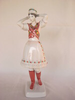 Retro ... Raven Háza porcelain hand-painted figurine girl in folk costume