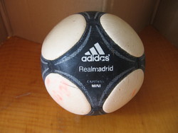Retro gyűjtői mini football , foci labda Adidas Realmadrid