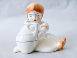 Ritka festésű Zsolnay porcelán Annuska