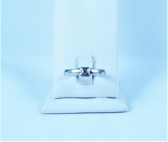 Very nice 14k white gold ring with diamonds!!!