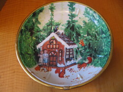 Retro fairy tale plate yave plastic, Jancsi and Juliska and the gingerbread house