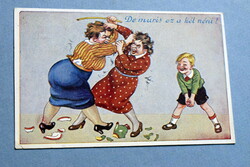 Old humorous litho postcard - women fighting