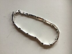 Ezüst, glides fantáziamintás karkötő, jelzett, 21,5 cm, 11,6 gramm  (FÉD)