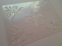 3D stencil template with Anjou lily pattern