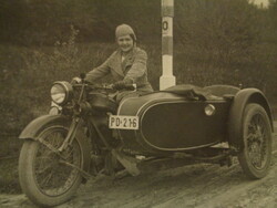 Úri nő oldalkocsis  BMW -vel  fotó 1934  Abaliget   (  Baranya vm . )