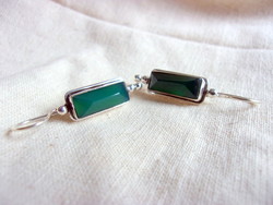 Silver earrings with green onyx stone decoration