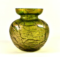 Around 1920 Czech kralik green glass vase with purple iridescence