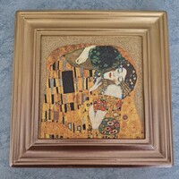 Klimt kiss painting in decoupage image,