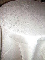 Beautiful white baroque leaf pattern huge woven damask tablecloth new