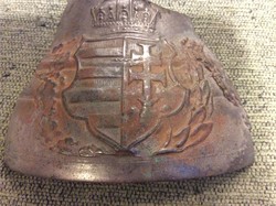 Crest bell fragment