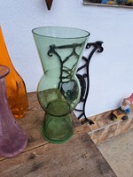Gyönyörű zöld karcagi  berekfürdői üveg váza Gyűjtői mid-century modern  lakásdekoráció hagyaték