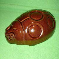"Katicabogár " ,.alakú, sorszámos, német kerámia kuglóf forma, sütőforma vagy falidísz.