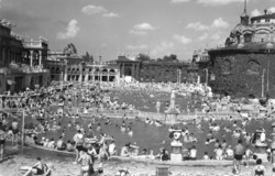 BP - 078 Budapesti séta,  Széchenyi-fürdő   (postatiszta)