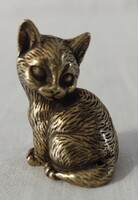 Miniatűr sárgaréz cica figura