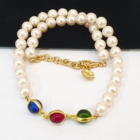 Givenchy imitation pearl bijoux marked necklace