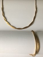 18 Ct gold necklace and bracelet set, 55.30 g