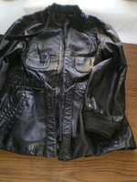 Real leather, very fine, pretty women's leather jacket size 38 for sale.