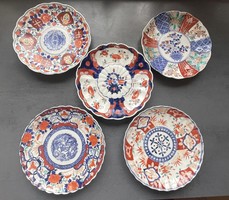 Old wonderful Imari hand-painted Chinese porcelain plates