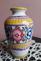 Habán's smaller vase