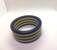 Retro striped bracelet - mango -