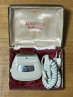 Remington 60s electric shaver shaver 220v very nice condition !!!