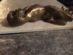 Sleeping man - bronze sculpture on a marble slab (féd)