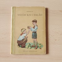 Noszov - Vidám kis család