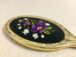 Small hand mirror-embroidered