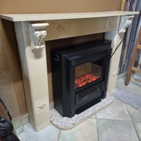 Electric fireplace with classic frame