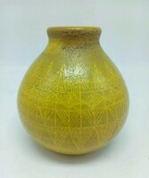 17 cm retro váza, sárga kerámia