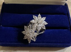 Floral silver ring