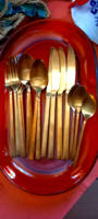 Cutlery set for 4 people