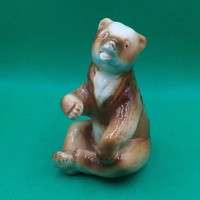 Royal Dux cseh porcelán medve figura