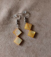 Shell earrings orange square