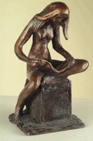 Borsos Miklós - Olvasó lány 22 cm bronz 1977
