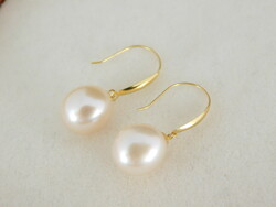 Pearl 18k gold dangle earrings