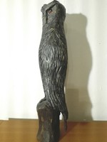Wood carving, carved owl on logs (32 cm high)