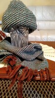 Knitted hat and scarf