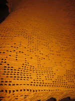 Horgolt sárga terítő 150 x 160