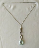 Swarovski necklace with pendant for sale!