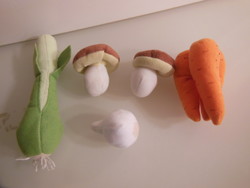 Toy - textile - 5 pcs - vegetables - 18 x 5 cm - 5 x 4 cm - flawless