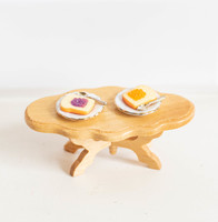 Mini pirítósok tányérokon, kanállal - konyhai bababútor, babaházi kiegészítő, miniatűr